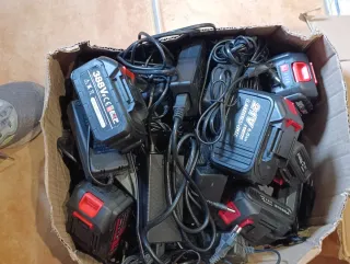 Lote Baterías Litio 20/21V Compatible Makita