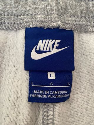 Pantalón chándal Nike gris L