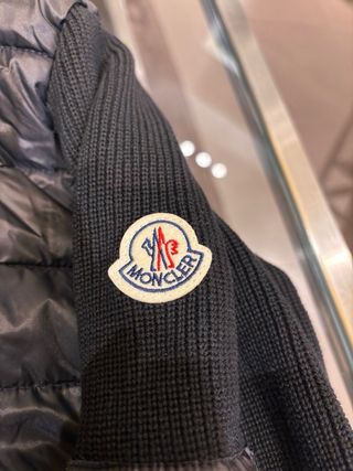 Moncler Cardigan Negro