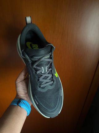 Nike Vomero Plus Talla 42