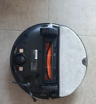 Robot aspirador y mopa Dreame