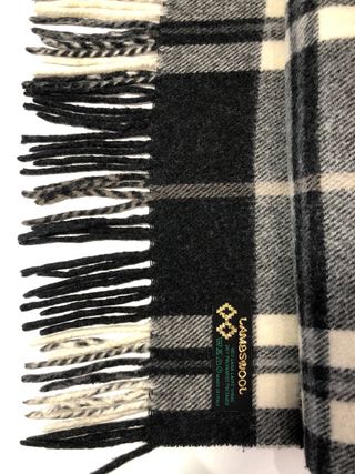 Bufanda Lambswool Italiana Tartán Negro Blanco