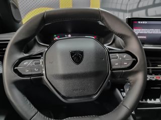 Peugeot 2008 1.2 100CV ALLURE