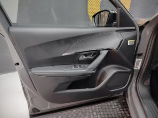 Peugeot 2008 1.2 100CV ALLURE