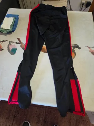 Pantalón Joma Championship IV Negro/Rojo