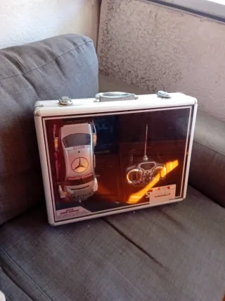 Coche exclusivo a control