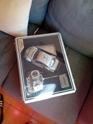 Coche exclusivo a control