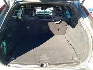 Volvo XC60 2.0 T6 AWD Recharge R-Design Auto