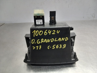 CENICERO OPEL GRANDLAND X BH01 00226349