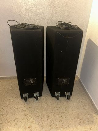 Pareja Altavoces Wharfedale Pro EV215