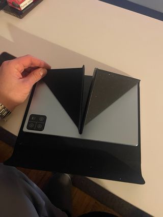 Tablet con Teclado Negro