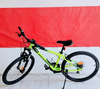 Bicicleta infantil Rockrider ST 5O0 DE 24