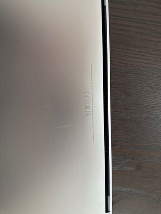 MacBook Pro Plata (Cargador incluido)