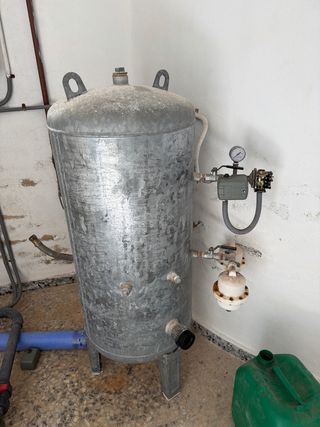 Grupo Presión Agua 2 Bombas y Calderin