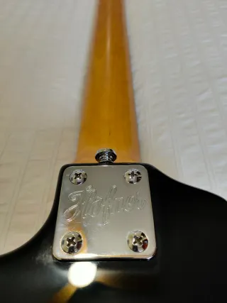 Guitarra Eléctrica Portátil Hofner Shorty