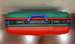 Maleta Benetton Verde y Roja