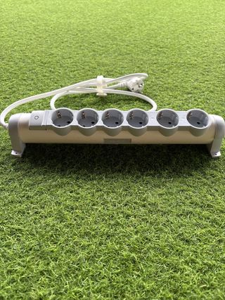 Regleta 6 enchufes Legrand