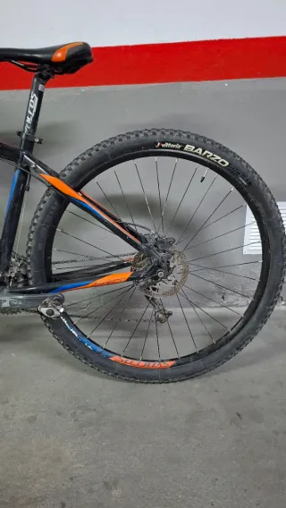 Bicicleta Montaña SCOTT 9 piñones 3 platos