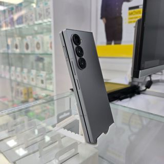 Samsung Galaxy Z Fold 6 256GB Plata Semi Nuevo