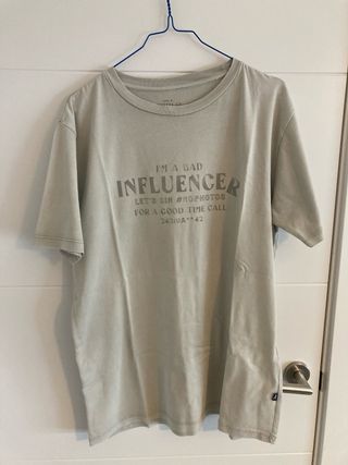 Camiseta Scalpers Talla M precio negociable