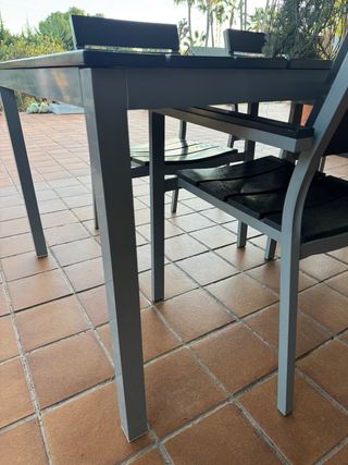 Mesa Terraza Metal y Madera Oscura