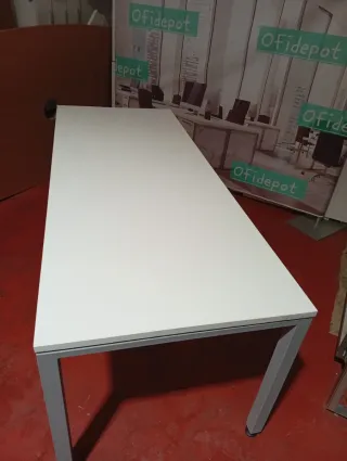 Mesa de reunión Entrega gratuita