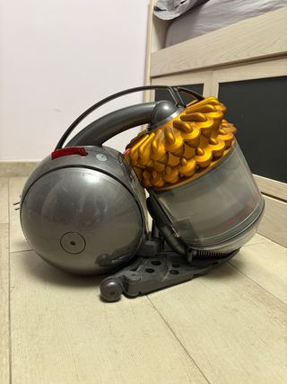 Aspiradora Dyson DC52
