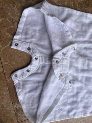 Pelele bebé estampado floral