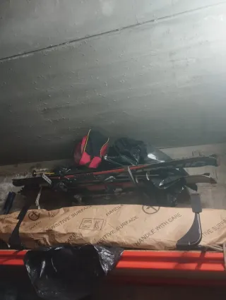 Esquís Dynastar y otros