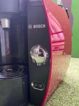 Cafetera Bosch Tassimo Roja