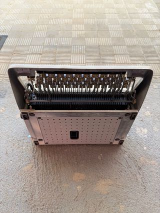 Macchina da scrivere FACIT 1620