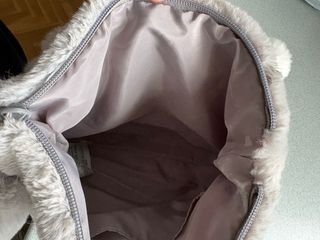 Neceser peluche gris y blanco