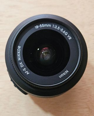 Objetivo Nikon AF-S DX 18-55mm 3.5-5.6G VR