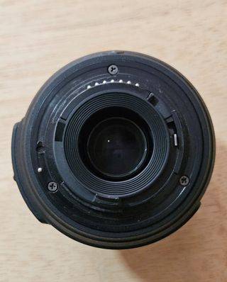 Objetivo Nikon AF-S DX 18-55mm 3.5-5.6G VR