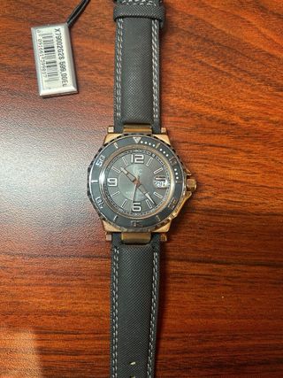 Reloj Guess Collection Nuevo Oro Gris