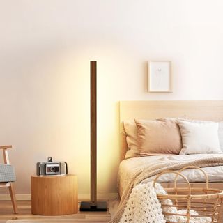 Lampada da terra LED regolabile in legno
