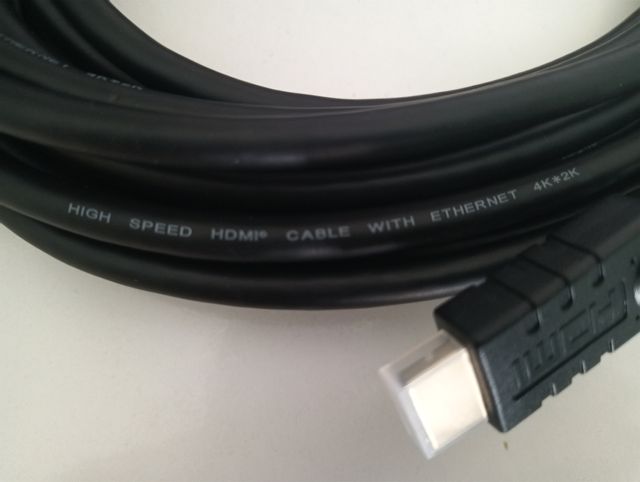 2 Cables HDMI 10Mt (con ferritas) + 1 Splitter 1x2