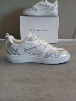 Calvin Klein Jeans Zapatillas Blancas y Plateadas