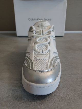 Calvin Klein Jeans Zapatillas Blancas y Plateadas