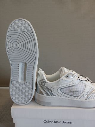 Calvin Klein Jeans Zapatillas Blancas y Plateadas