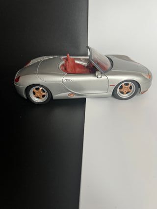 PORSCHE BOXSTER , MAISTO , 1/18 .