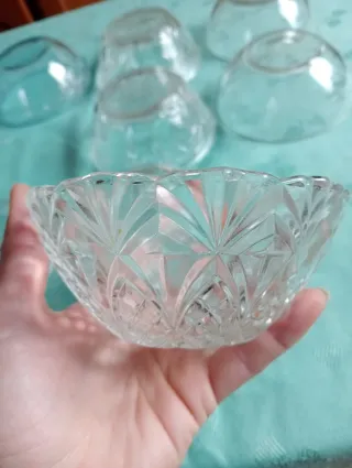 Boles pequeños de cristal para aperitivos