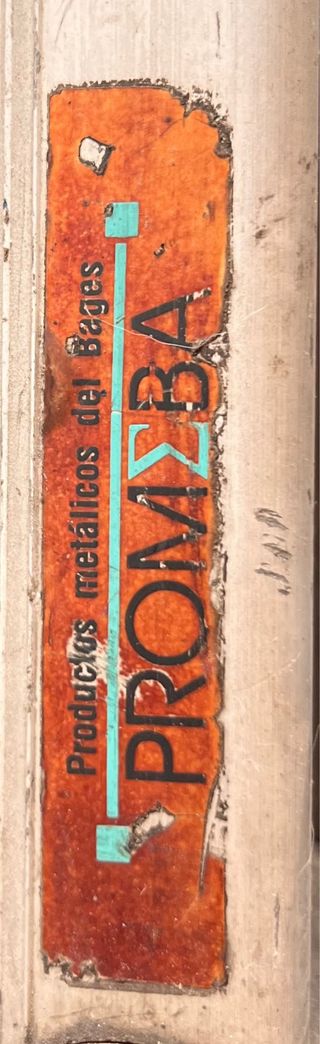 Escalón eléctrico para Camper