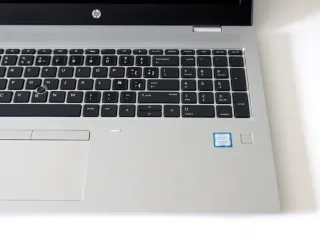 HP ORDENADOR PORTÁTIL LAPTOP i5 SSD