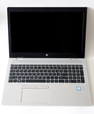 HP ORDENADOR PORTÁTIL LAPTOP i5 SSD