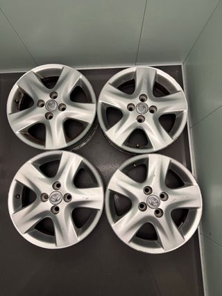 Llantas Toyota Yaris