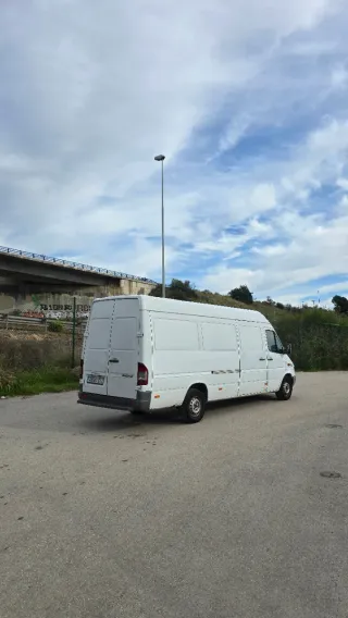 Mercedes-Benz Sprinter 2004