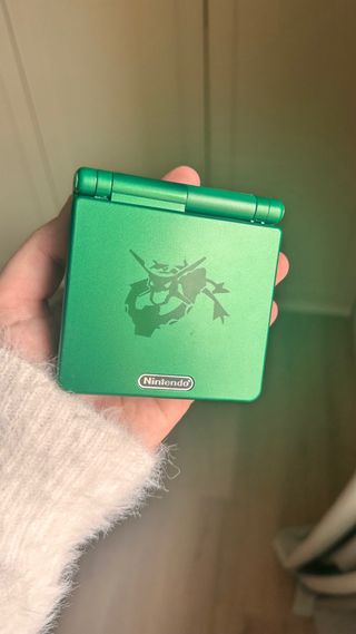 Nintendo Game Boy Advance SP Edición Rayquaza