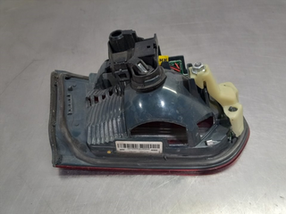 PILOTO TRASERO DERECHO INTERIOR BMW SERIE 3 BERLI