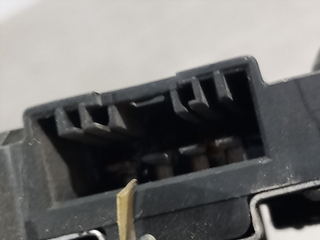 PILOTO TRASERO DERECHO INTERIOR BMW SERIE 3 BERLI